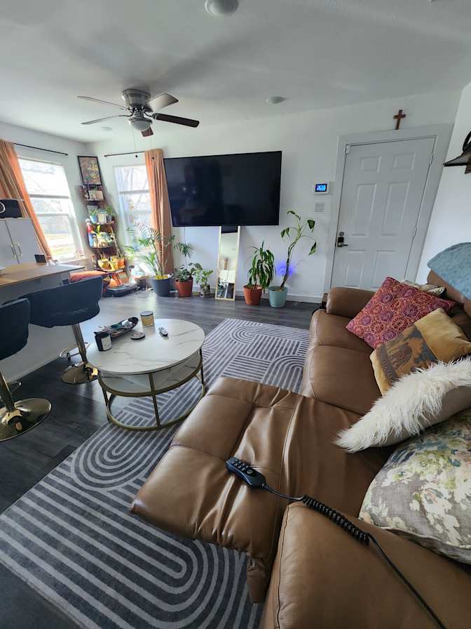Bri C.'s room