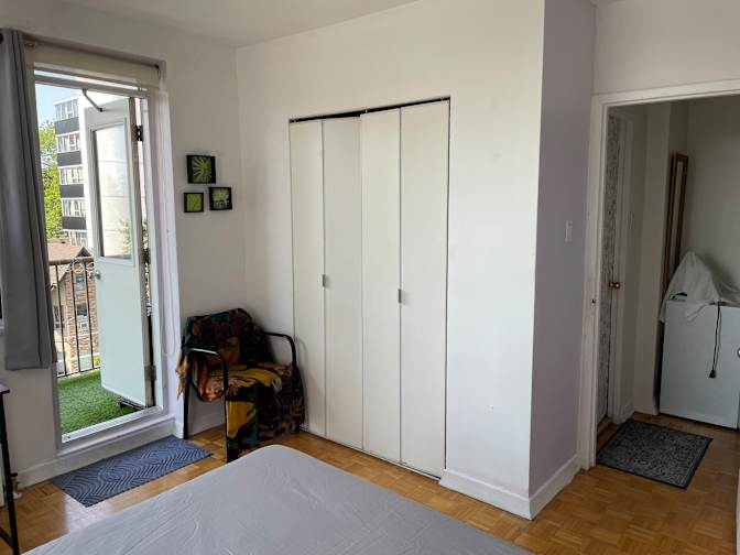 Iso Oliveira's room