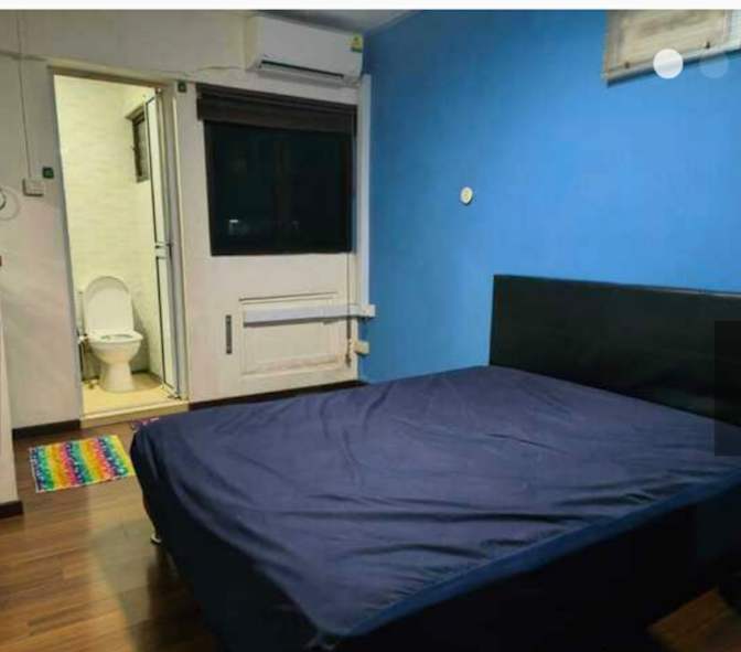 Anizah's room