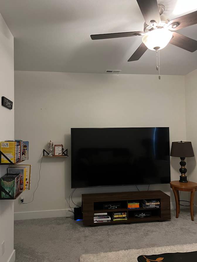 Hind's room