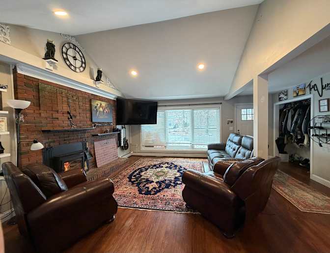 Brooke Viviers's room