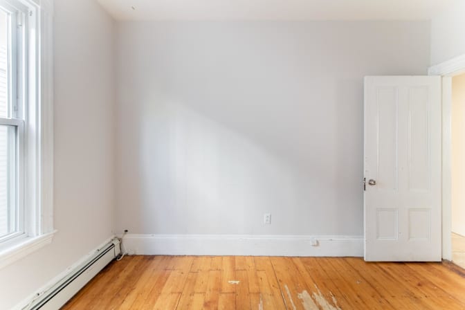 Sam June's room