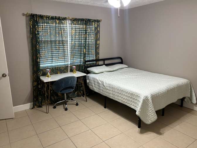 PadSplit's room