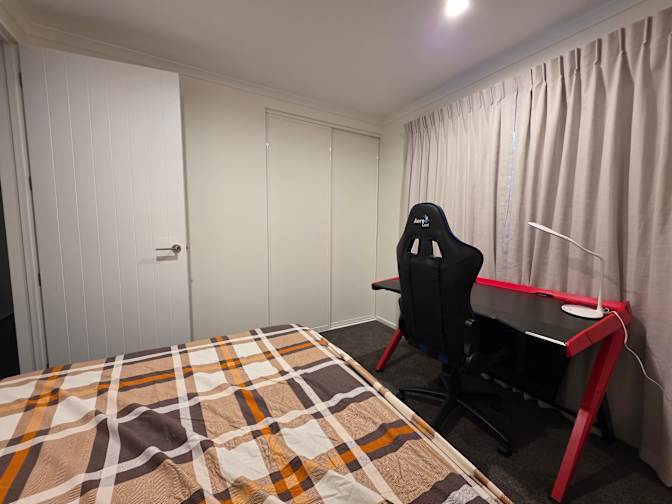 Ba Thanh Dinh's room