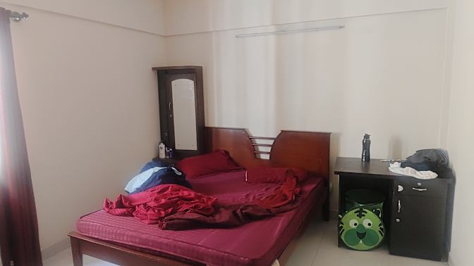 Roshan's room