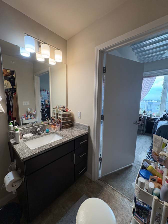 Jana's room