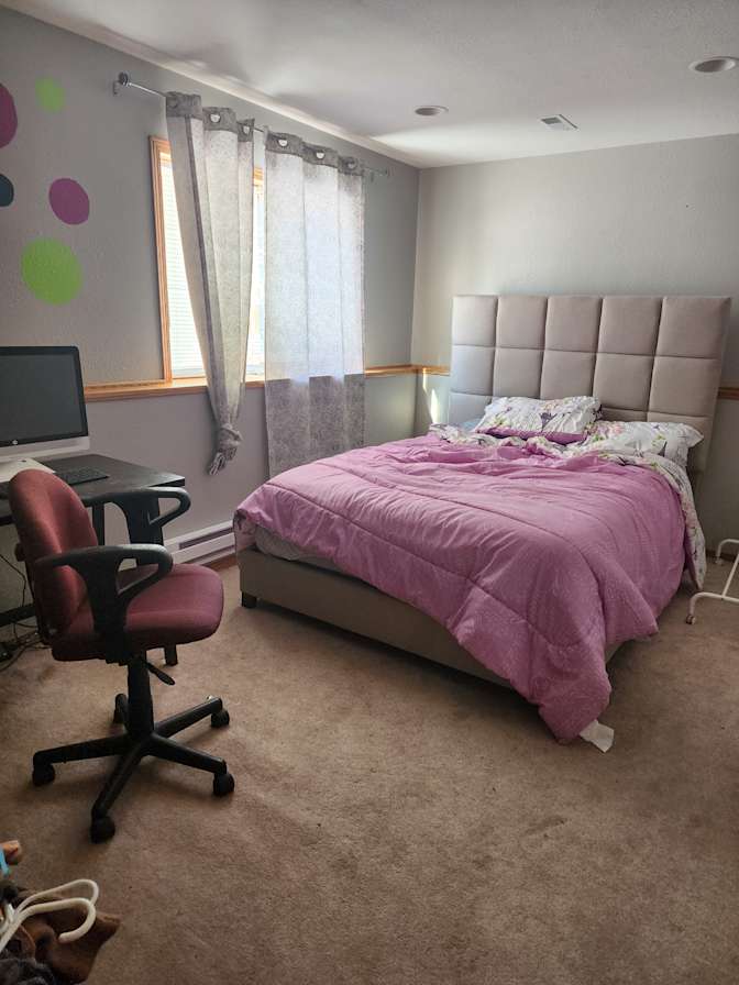 Jerome Wlalee's room