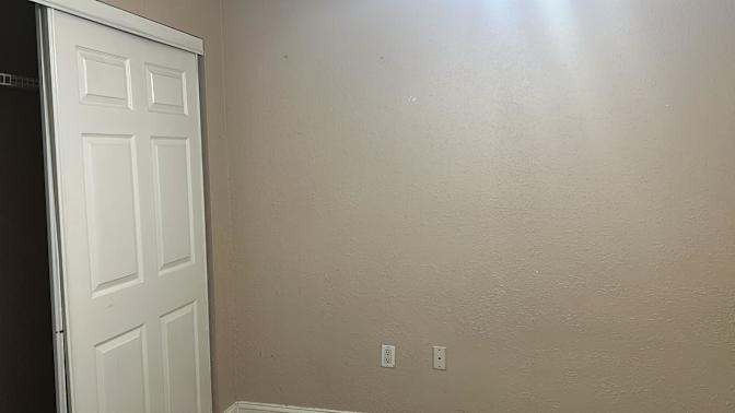 Dazzly Funez's room