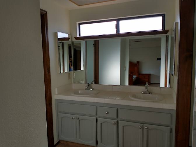 gloria's room
