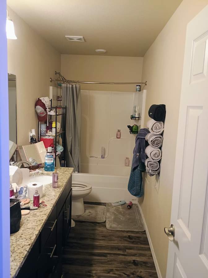 Cameron Steele's room