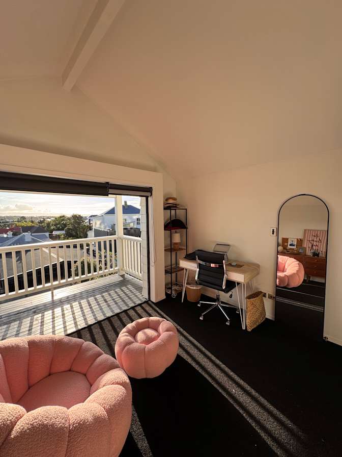 Mathieu's room
