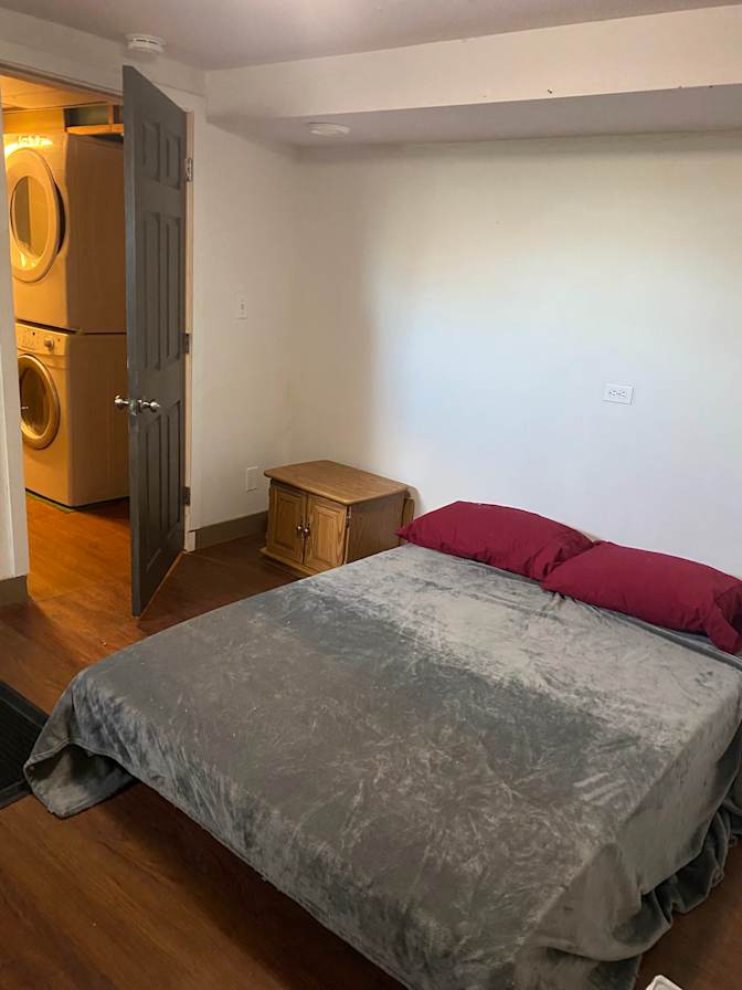 KDBack's room