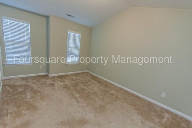 Alcove Rooms's room