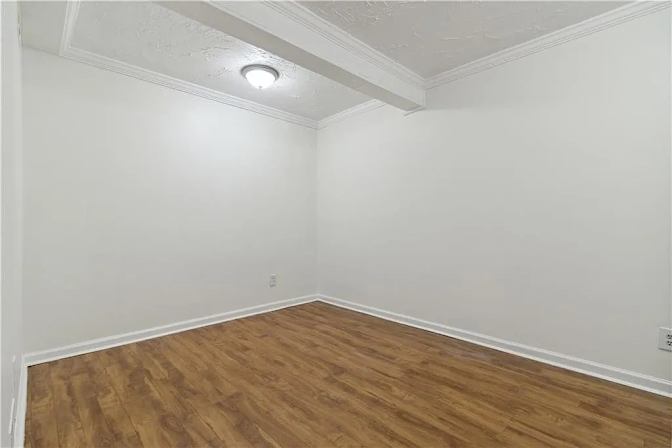 Alcove Rooms's room