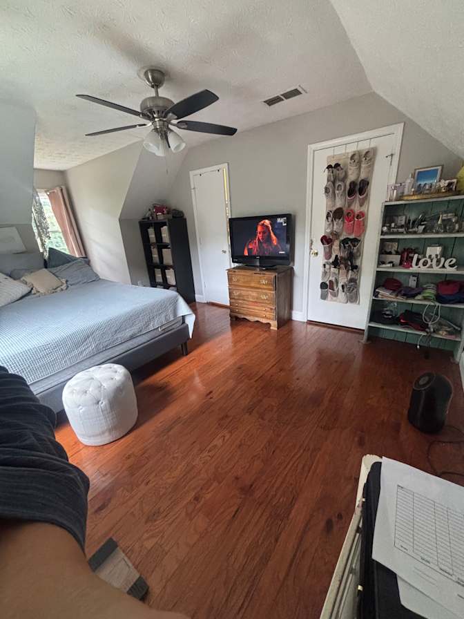 Lorena portillo's room