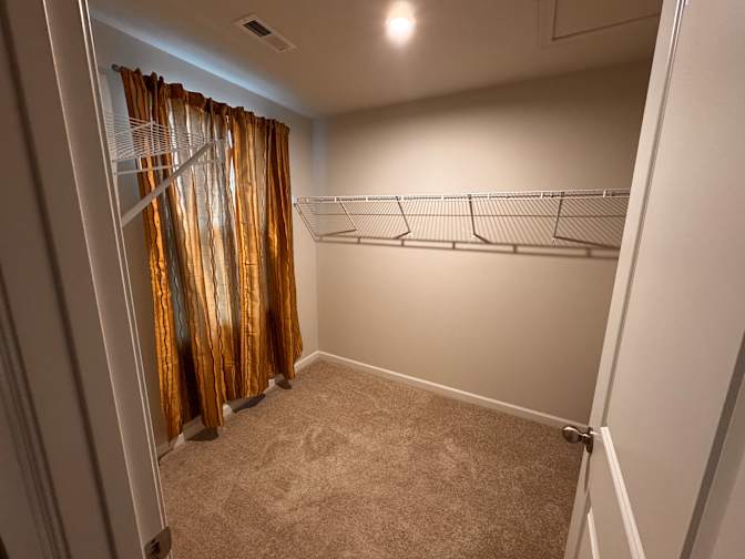 Ravi's room
