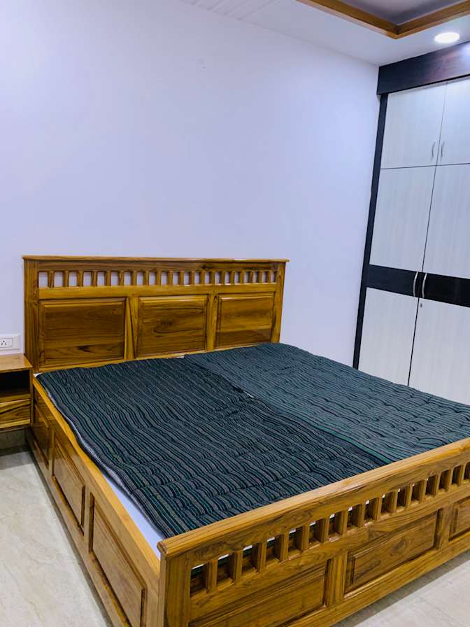 Priyanshi's room