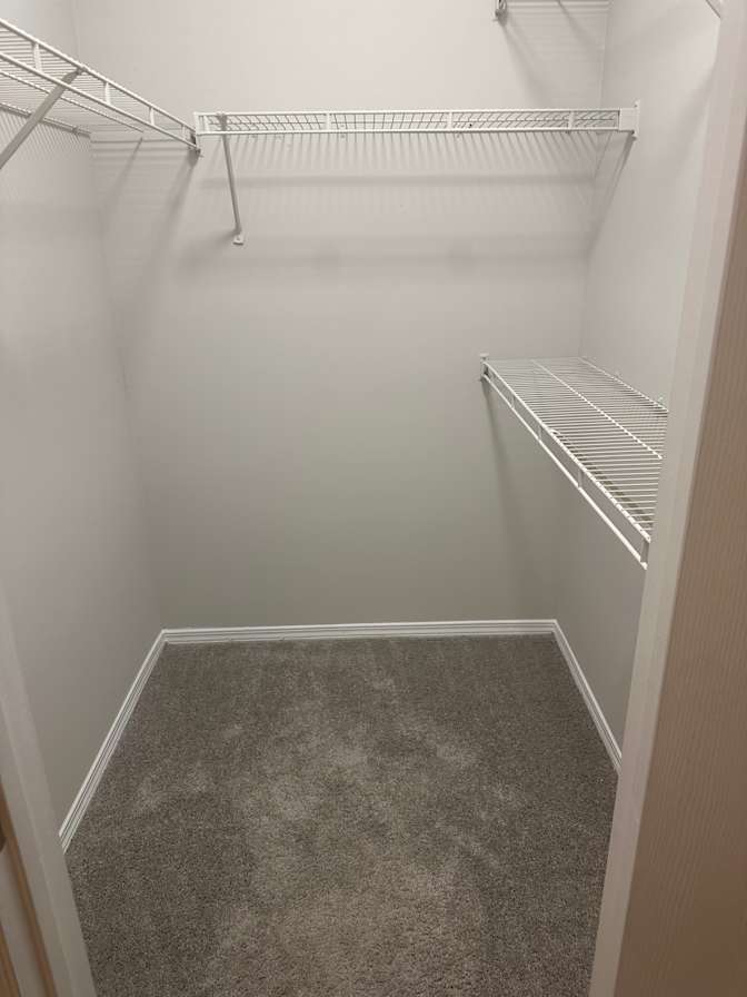 Ken's room