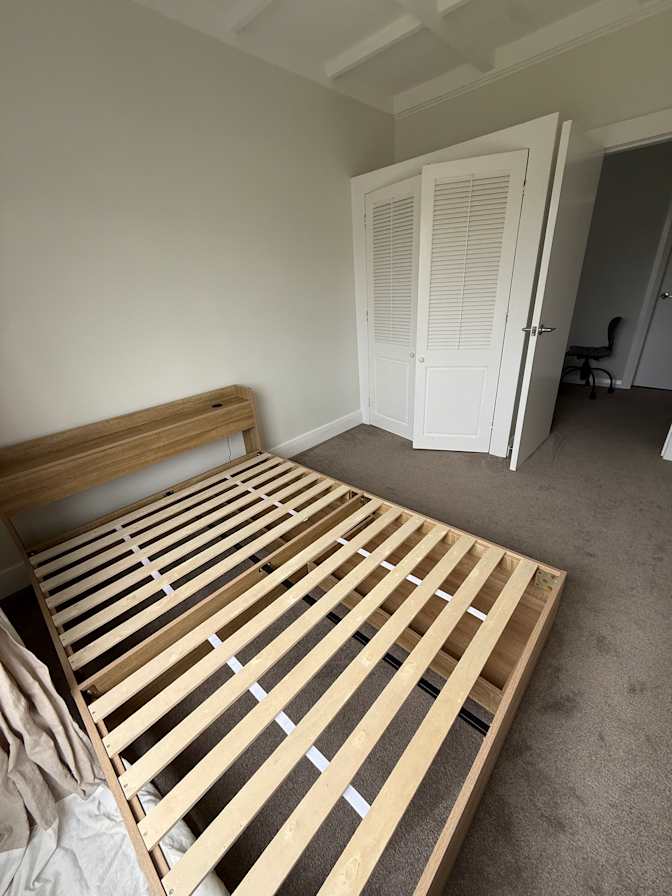 Huongly Ng's room