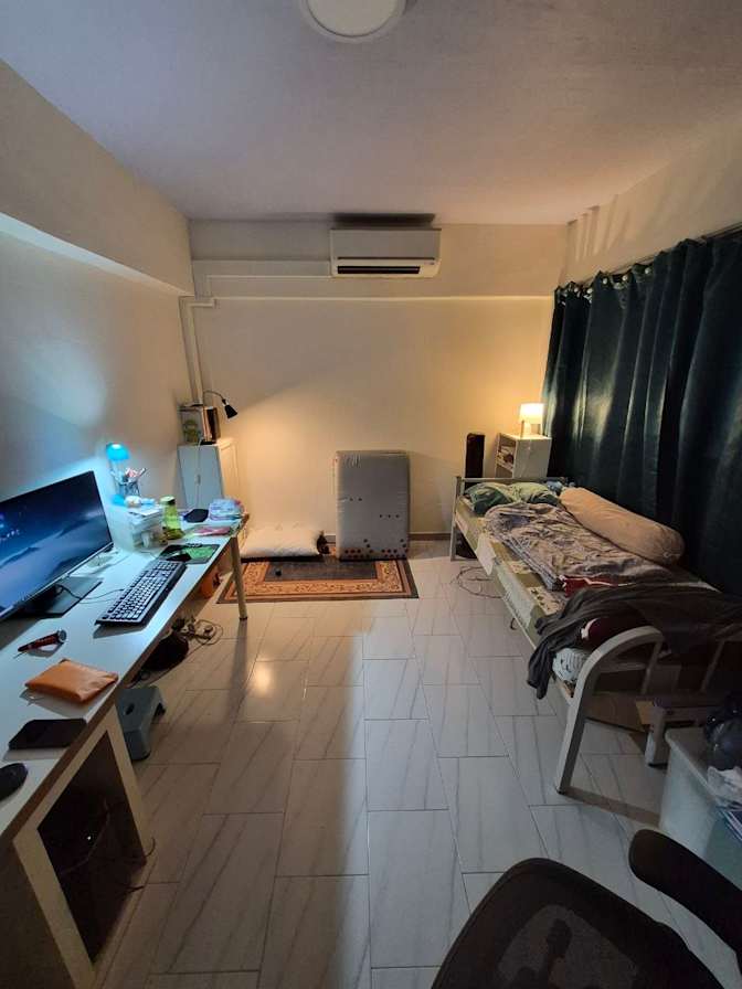 Han Beng's room