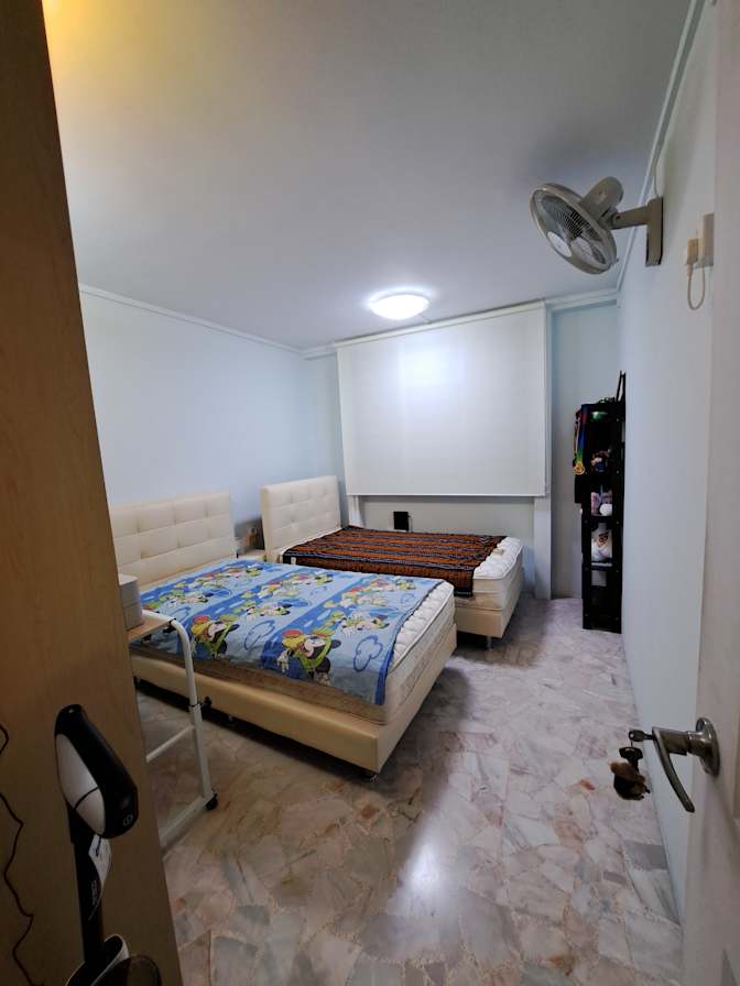 Karen T's room