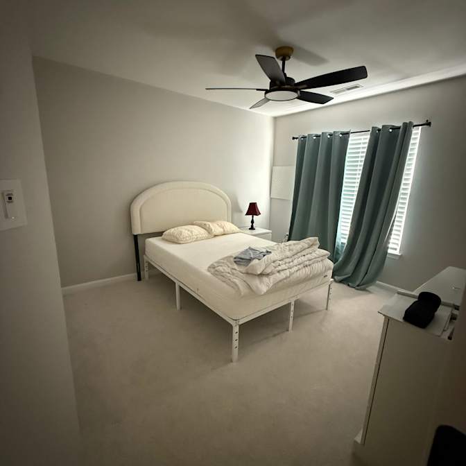 Rhonda's room