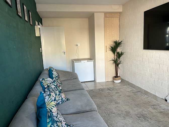 Sanelisiwe Noluthando Igboanugo's room
