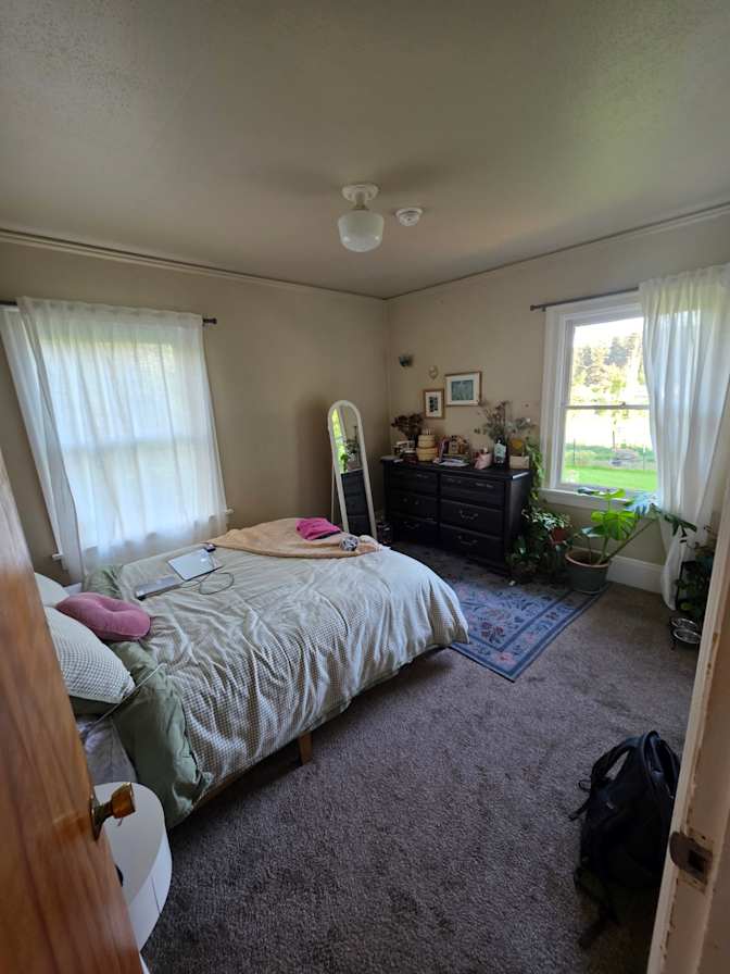 Chloe's room