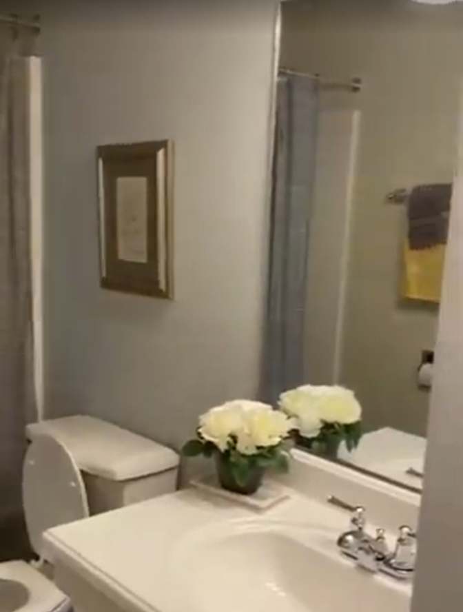 Tanou's room