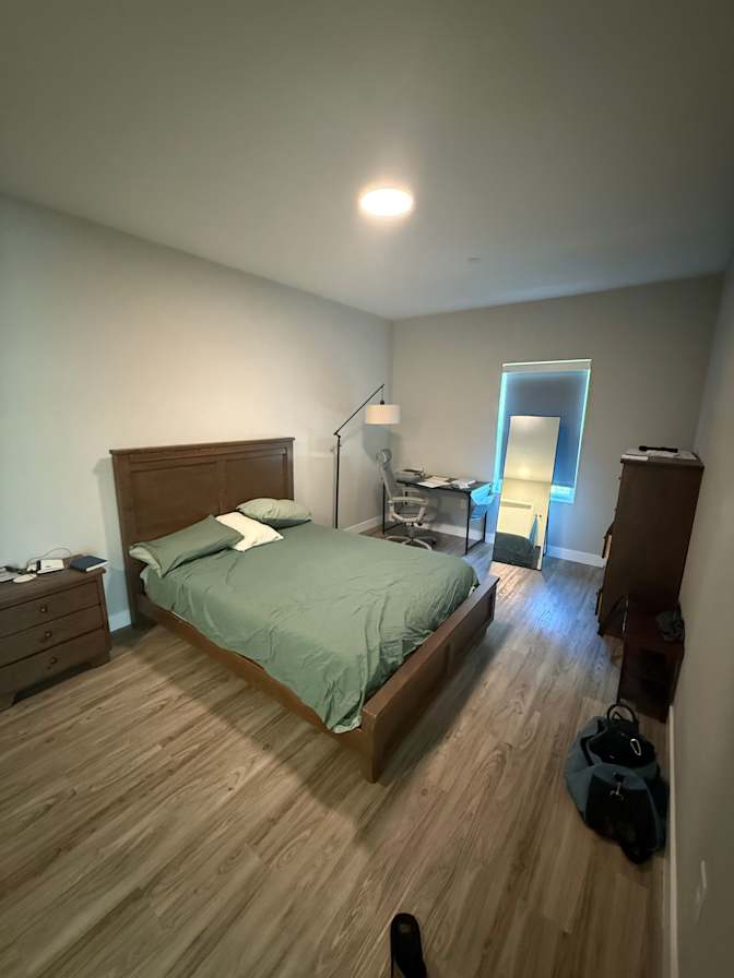 Yan's room