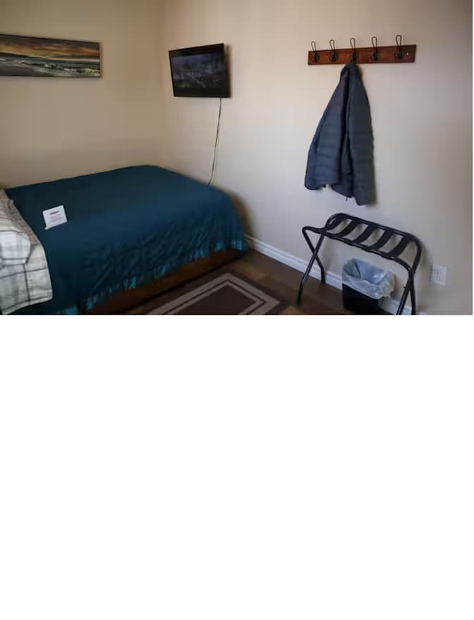 Lynn's room