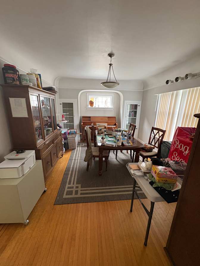 Isabelle's room