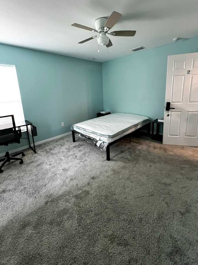 PadSplit's room