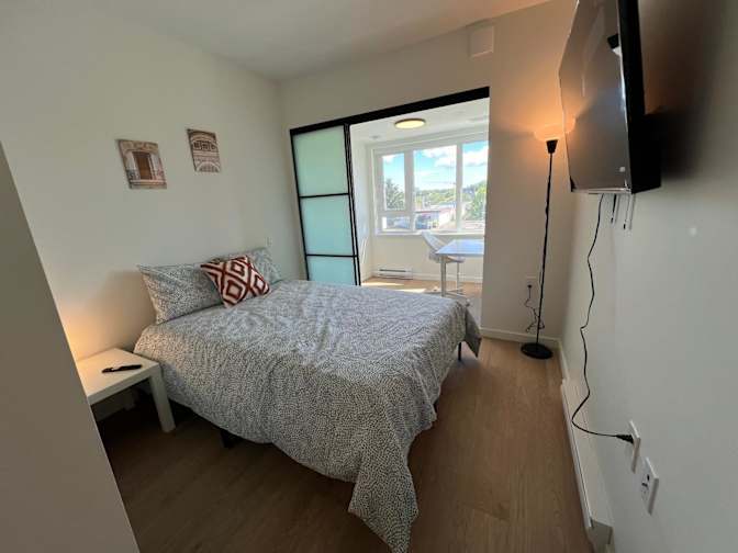 Holly's room