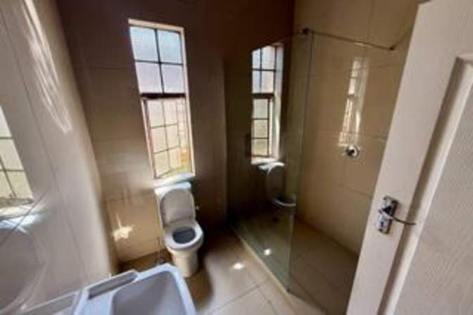 Tshikani's room