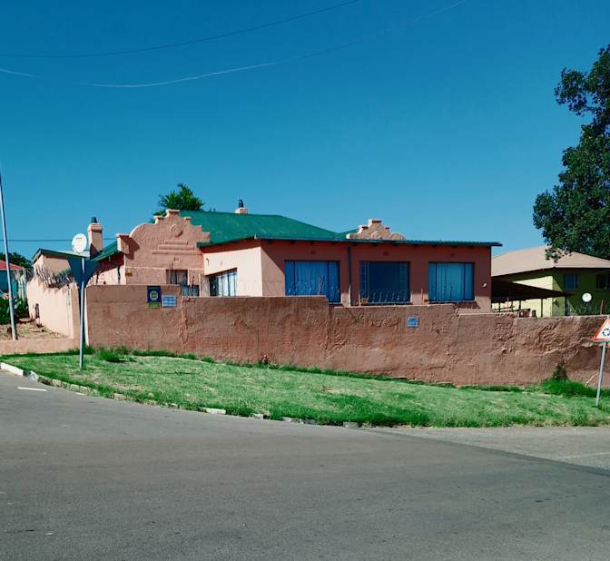 Zinhle's room