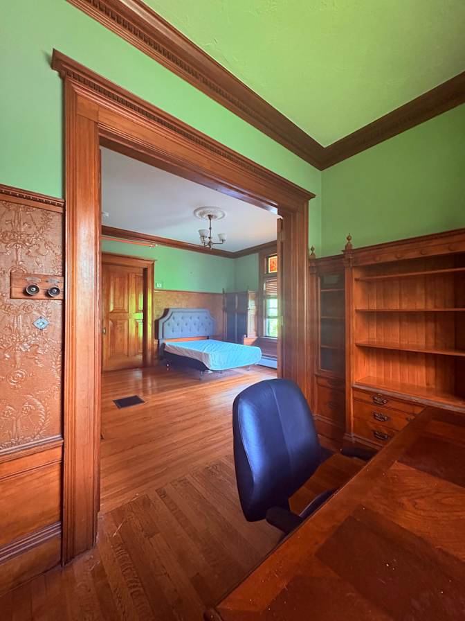 Guilhermo Plada's room