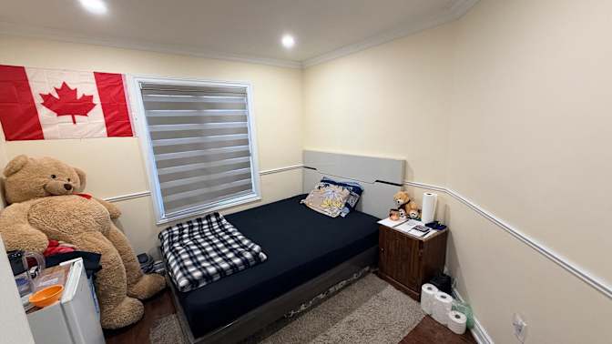 Inder's room