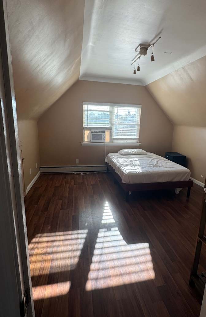 Hoss's room