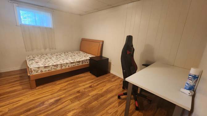 Ramin's room