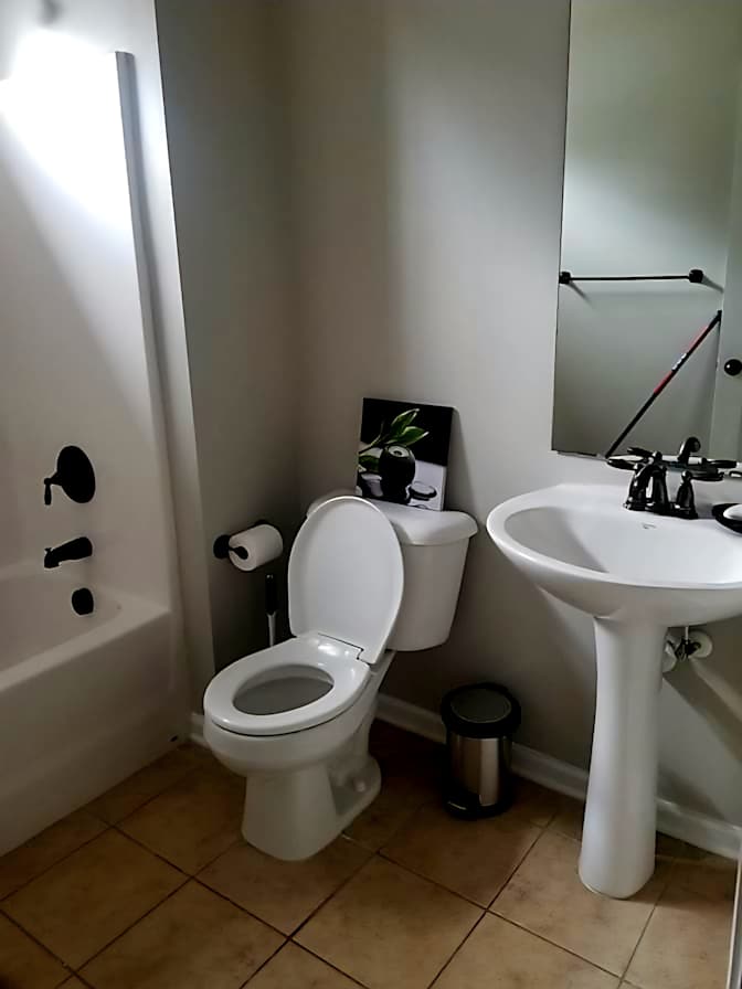 Julio's room