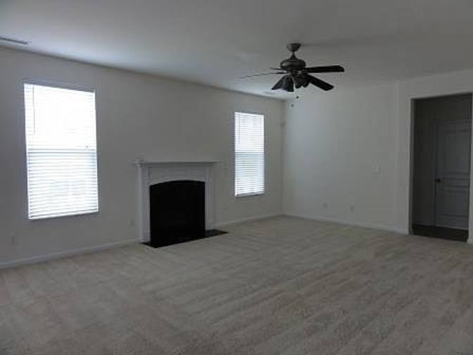 Alcove Rooms's room