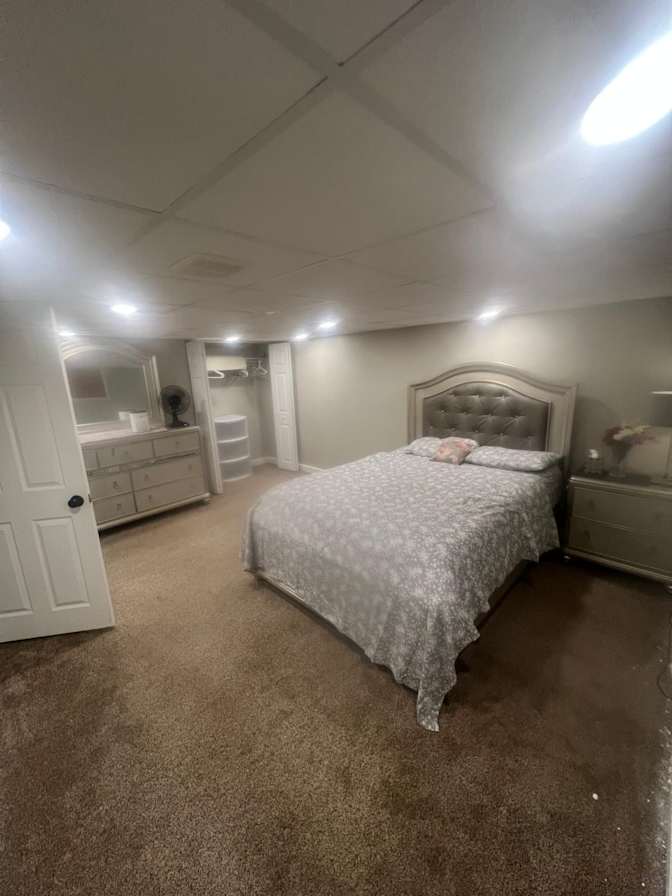 AFROZ AHMED's room