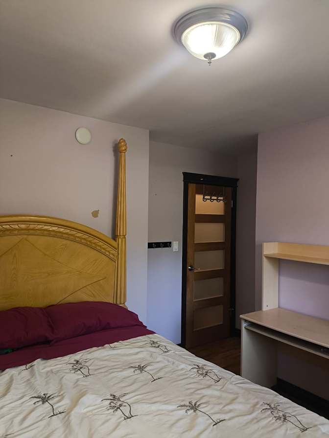 Ricardo's room