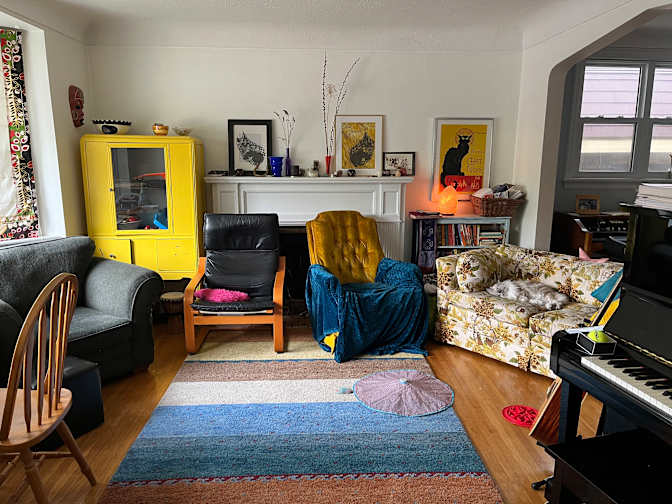 Hanna's room