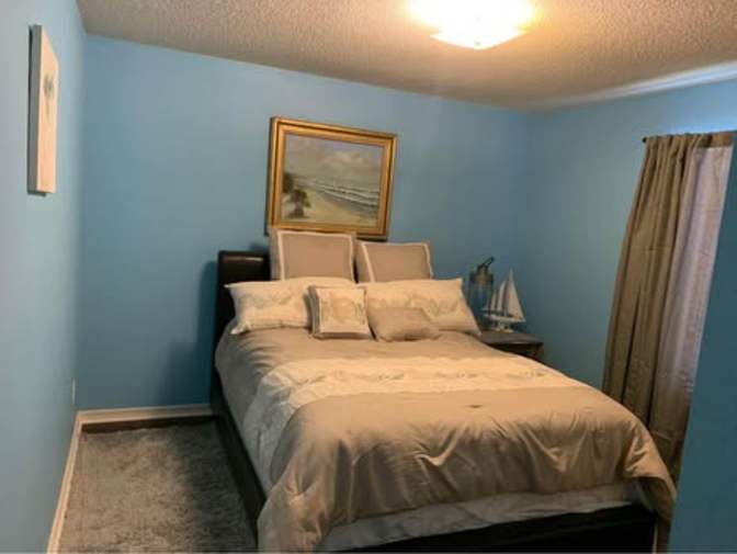 Jennifer's room