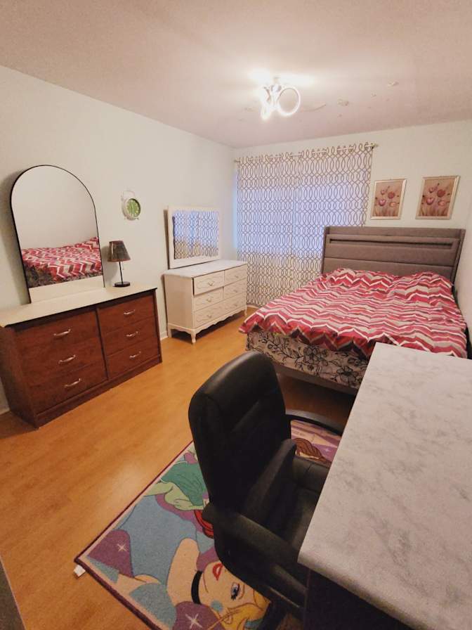 Chloe's room