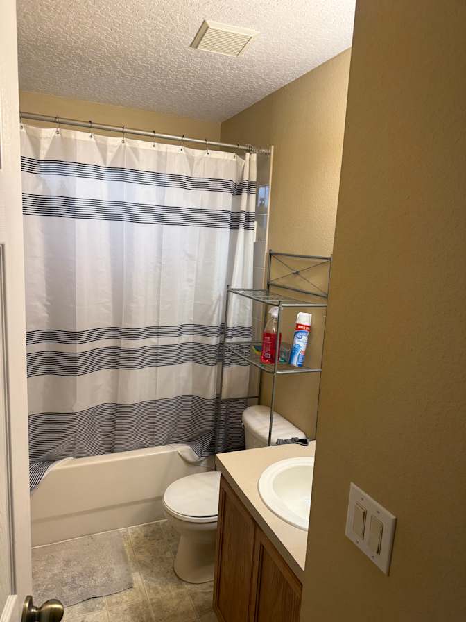 jay's room