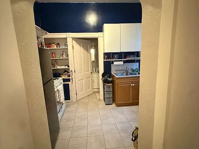 Kaiser Mot's room