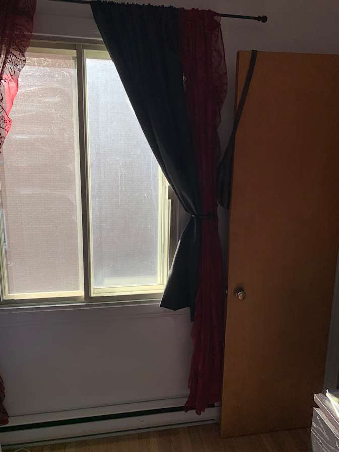 Taylor Smith's room